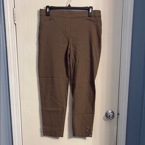 Brown Ankle-Length Cropped Pants with Slim Fit
